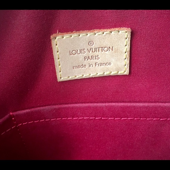 Authentic LV Summit Drive Pomme D’Amour Vernis bag - Picture 5 of 6